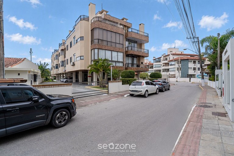 Apto c/ piscina e churrasq. a 150m do mar CND0204