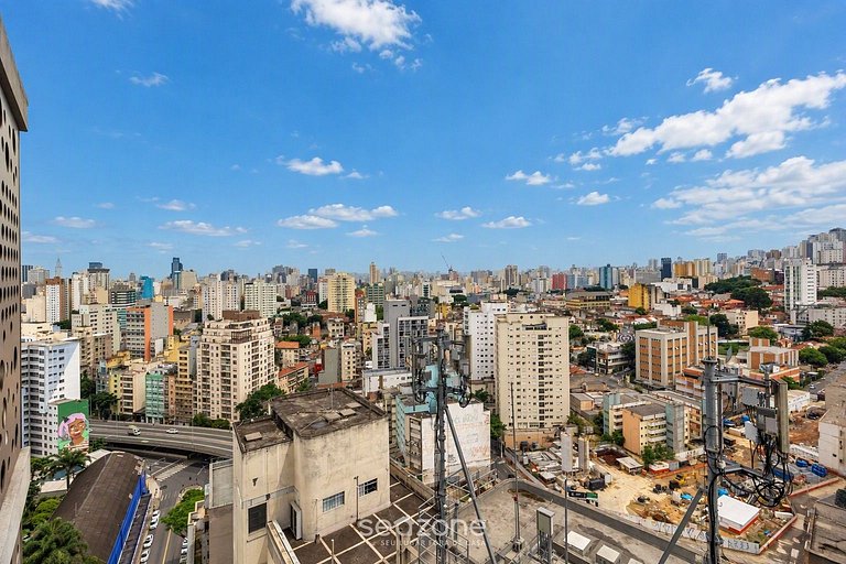 Studio em Cond. c/ Piscina e Vista UPA1805