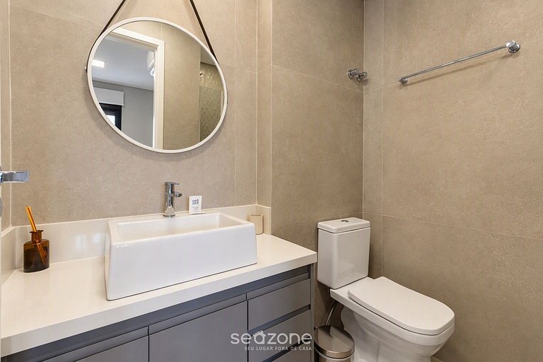 Studio em Cond. c/ Piscina e Vista UPA1805
