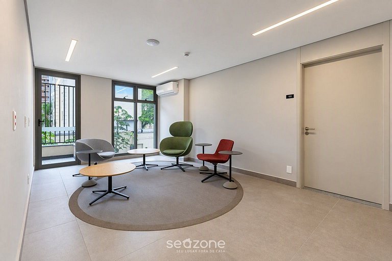 Studio Bem localizado em Cond. c/ Piscina GOP0092