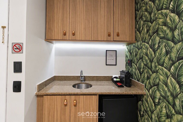 Studio c/ Varanda em Cond. c/ Piscina CLT0303