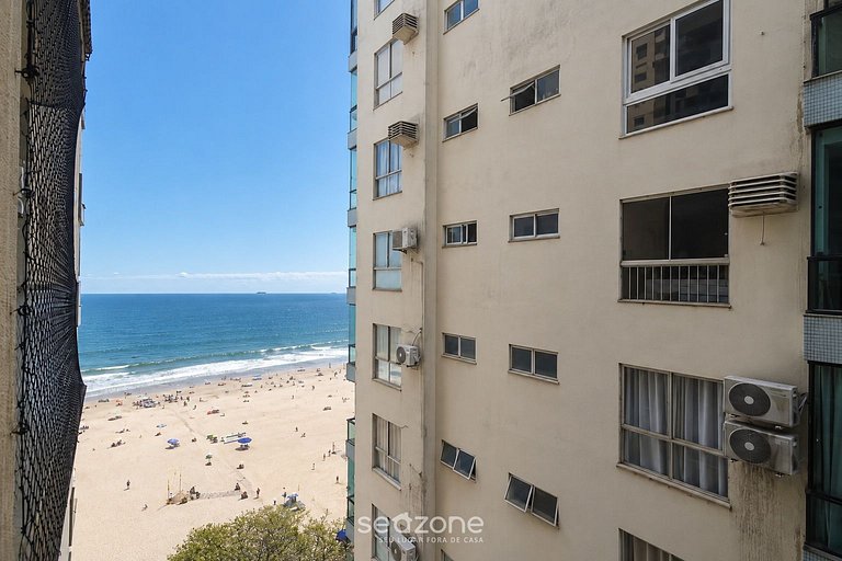Apto. en Condo. c/ vista al Mar CNO1002