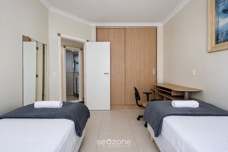 Apto. en Condo. c/ vista al Mar CNO1002
