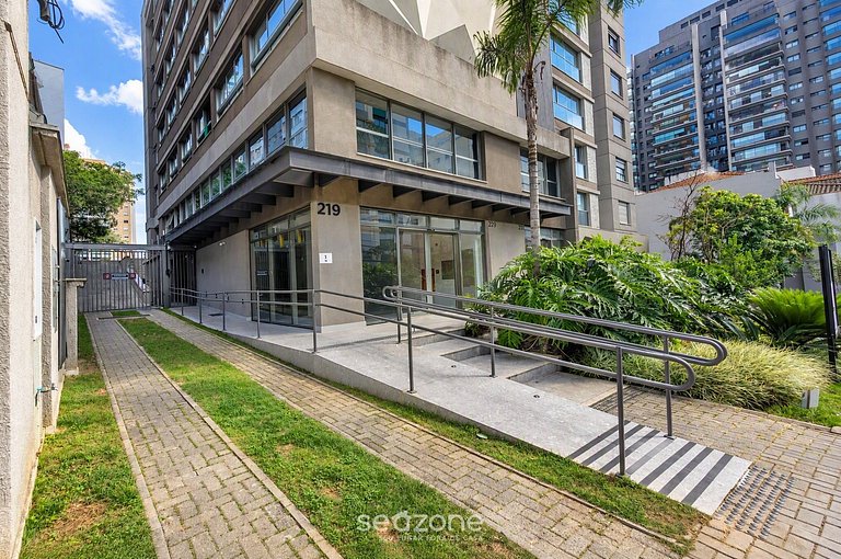 Studio Bien ubicado en Condo. EQZ0023
