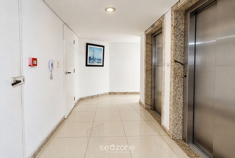 Apto. c/ vista al Mar en Condo. c/ Pisc. YAT0804