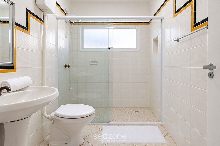 Piso con suite y playa en Bombas ROS001
