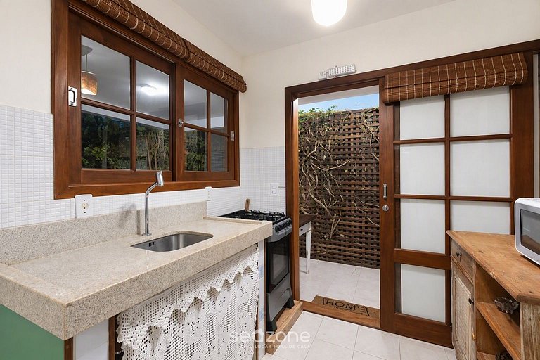 Casa em Cond. c/ churrasq. priv. PIW0002