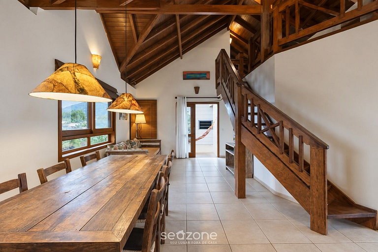 Casa em Cond. c/ churrasq. priv. PIW0001