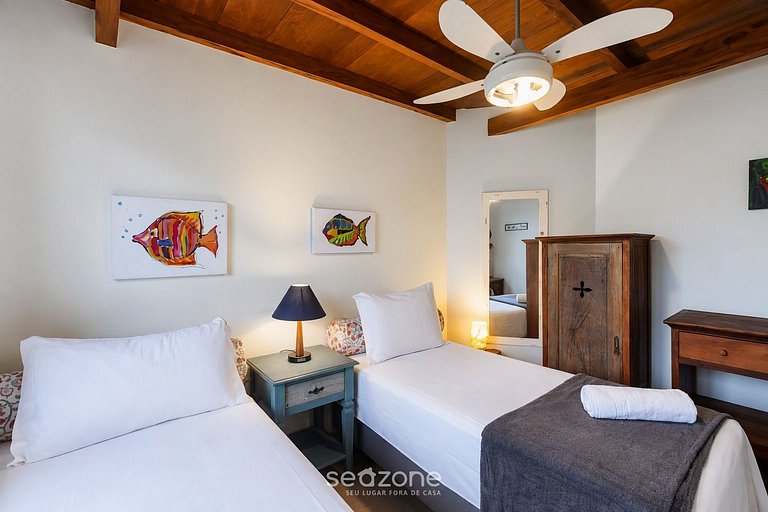 Casa em Cond. c/ churrasq. priv. PIW0001