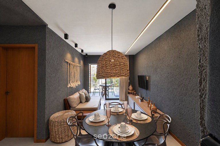 Apto. en Condo. c/ Piscina CVMB0008
