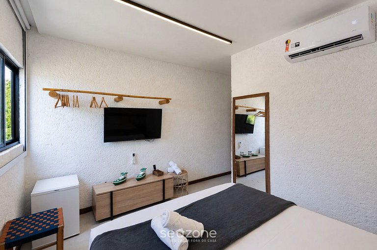 Apto. en Condo. c/ Piscina CVMB0008