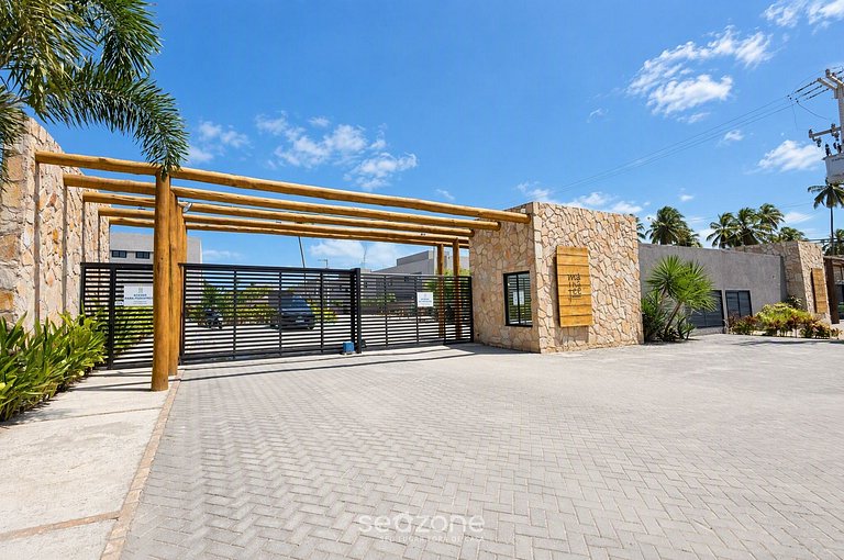 Apto. en Condo. c/ Piscina CVMB0008