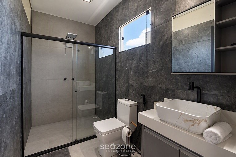 Apto. en Condo. c/ Piscina a 380m Playa DVB0030