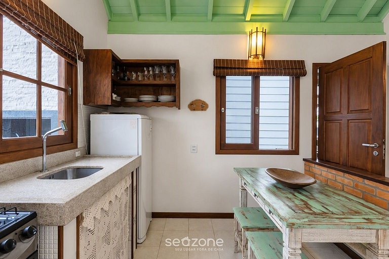 Casa em Cond. c/ churrasq. priv. PIW0004