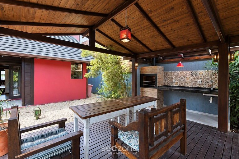 Casa em Cond. c/ churrasq. privativa PIW0005