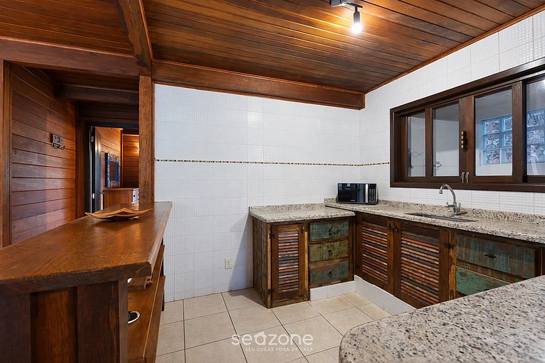 Casa em Cond. c/ churrasq. privativa PIW0005