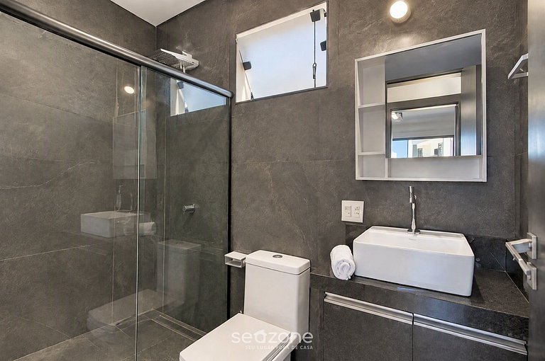 Apto. en Condo. c/ Piscina a 320m Playa DVB0004