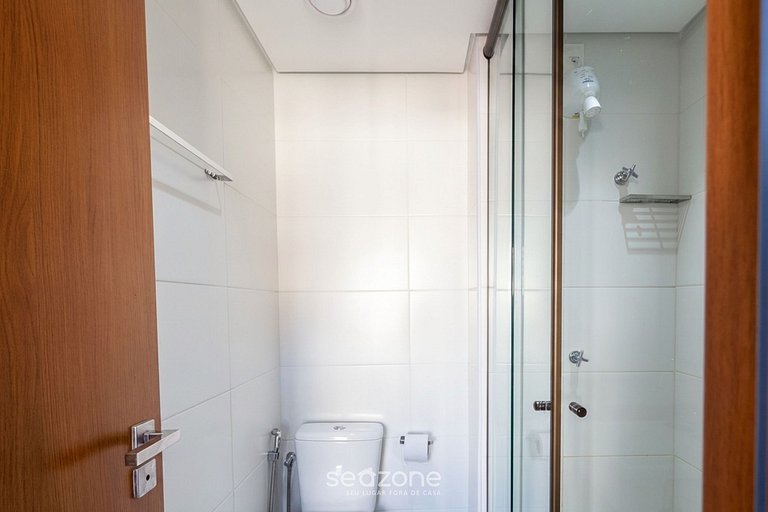 Conforto em Cond. c/ Piscina na Barra BPM0102