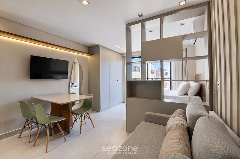 Studio em Cond. c/ Piscina e Garagem VHE0510