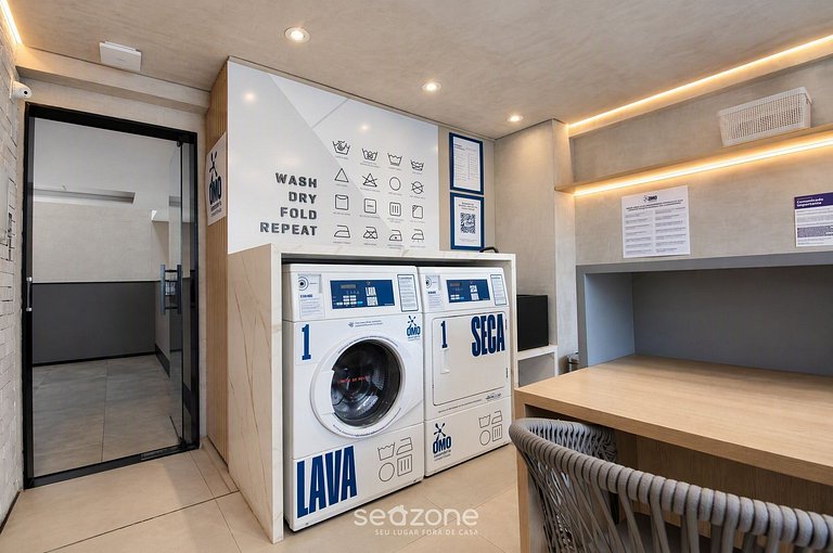 Studio em Cond. c/ Piscina e Garagem VHE0510