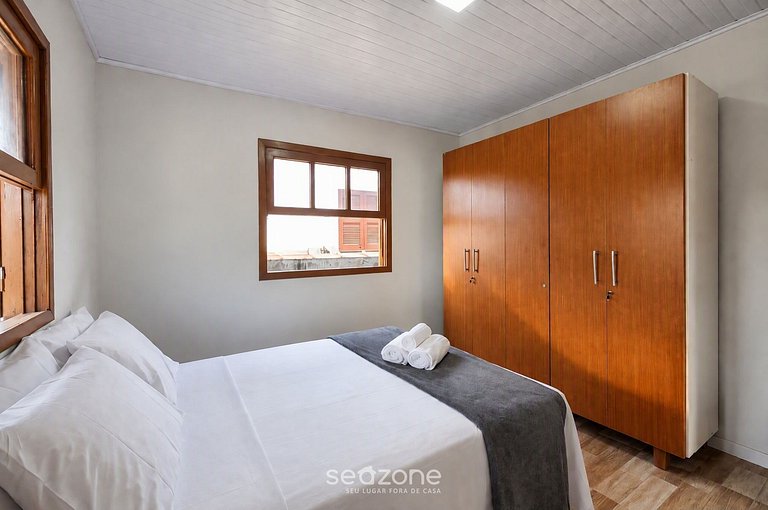 Casa Bien ubicada c/ parr. TOU0497