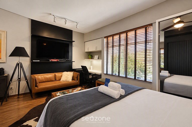 Studio em Cond. c/ Piscina e Vista Cid. OPI0000