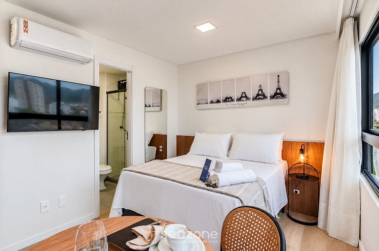 Studio em Cond. c/ Piscina e Vista PIN0408