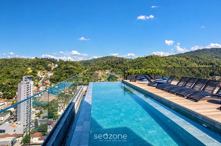 Studio em Cond. c/ Piscina e Vista PIN0408