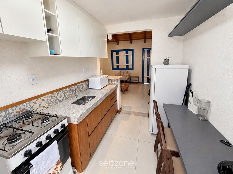 Apto. Bem localizado em Cond. c/ Piscina QDP0007