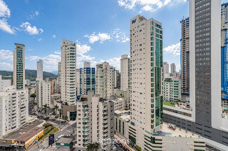 Apto. en Condo. a 930m de la Playa DGL1405
