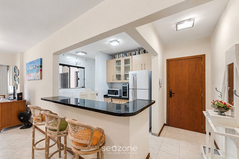 Apto. en Condo. a 930m de la Playa DGL1405