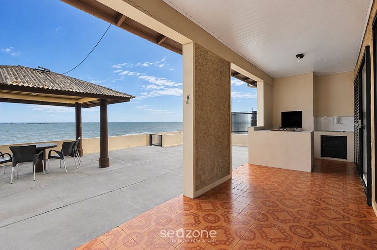 Casa c/ Vista p/ Mar a 620m da Praia APE0290