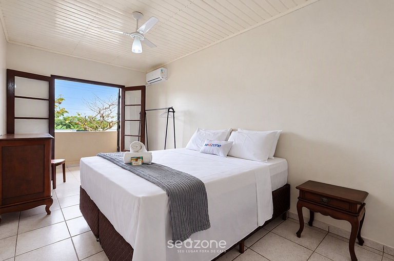 Casa c/ Vista p/ Mar a 620m da Praia APE0290