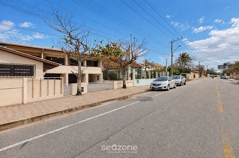 Casa c/ vista al mar a 620m de playa APE0290