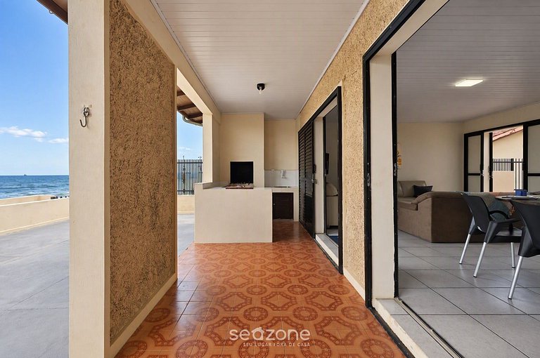 Casa c/ Vista p/ Mar a 620m da Praia APE0290