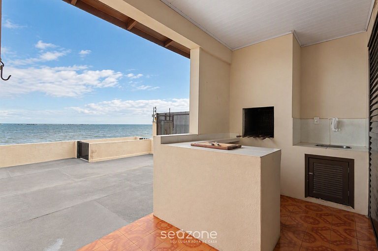 Casa c/ Vista p/ Mar a 620m da Praia APE0290