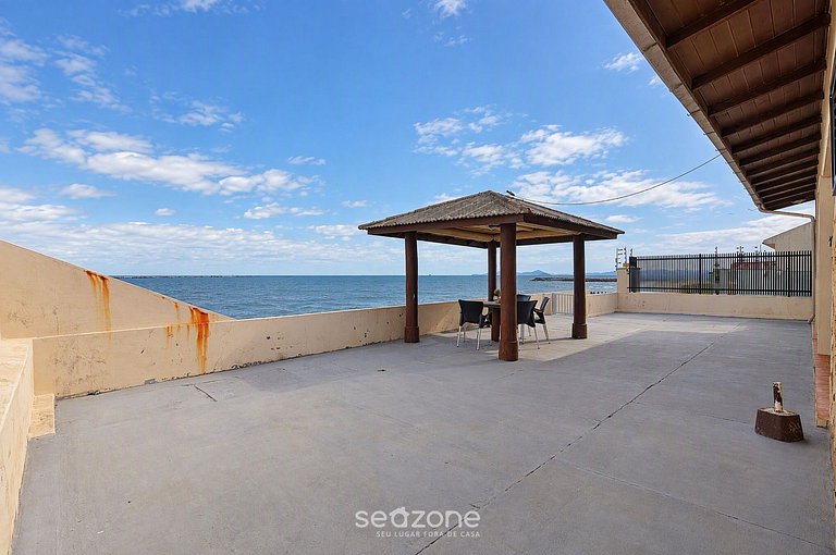 Casa Beira-Mar c/ Terraço e Churrasq. APE0290