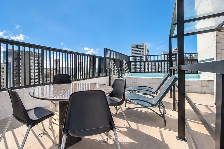 Studio em Cond. c/ Piscina e Garagem GOL0205