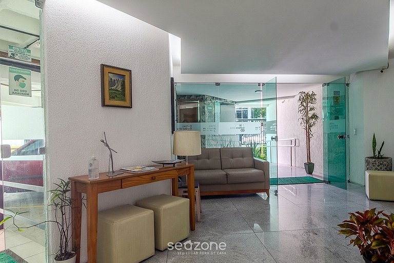 Studio en Condo. c/ Piscina y Garaje GOL0205