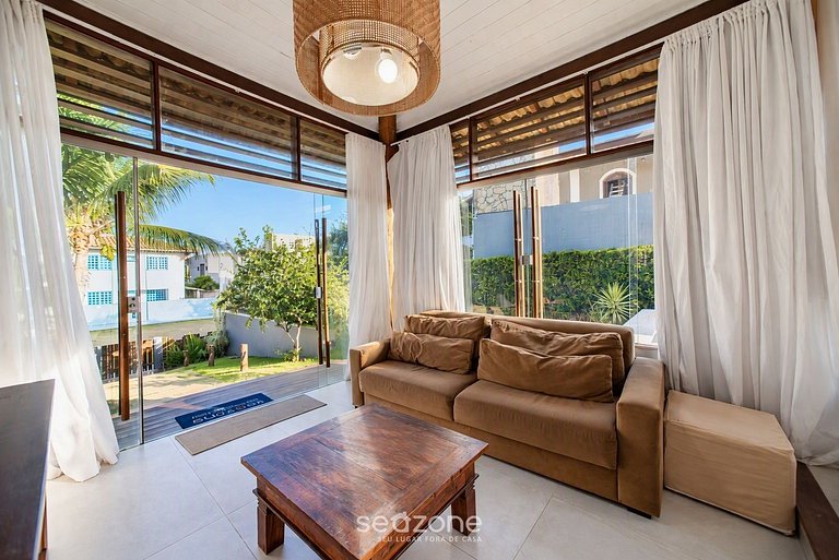 Casa en Condo. c/ Piscina Priv. AJE0002