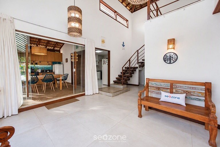 Casa em Cond. c/ Piscina Privativa AJE0002