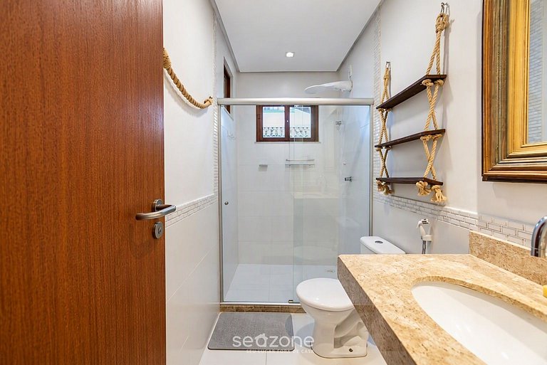 Casa en Condo. c/ Piscina Priv. AJE0002