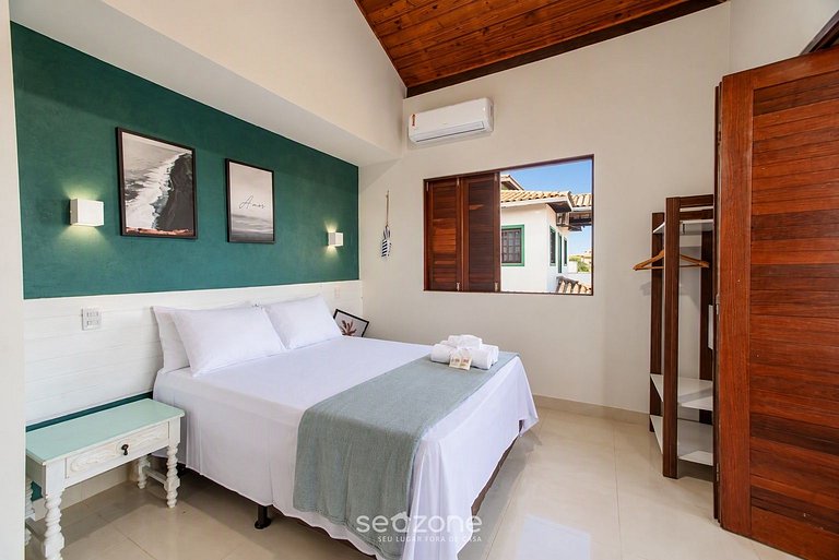 Casa em Cond. c/ Piscina Privativa AJE0002