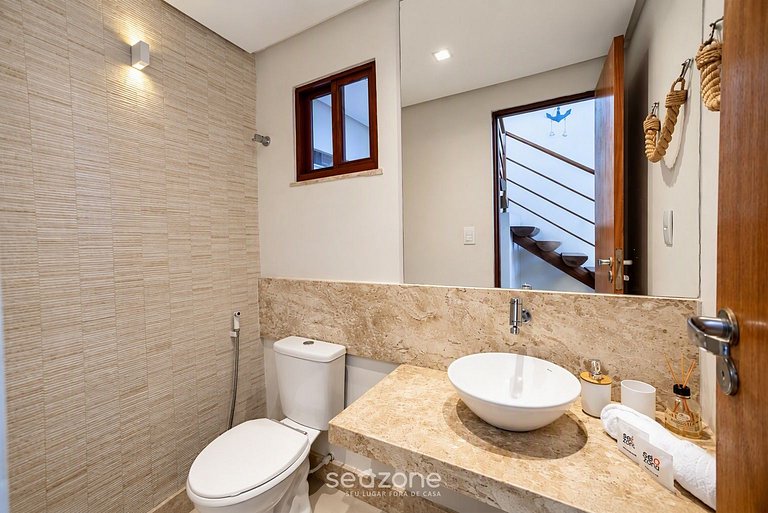 Casa en Condo. c/ Piscina Priv. AJE0002