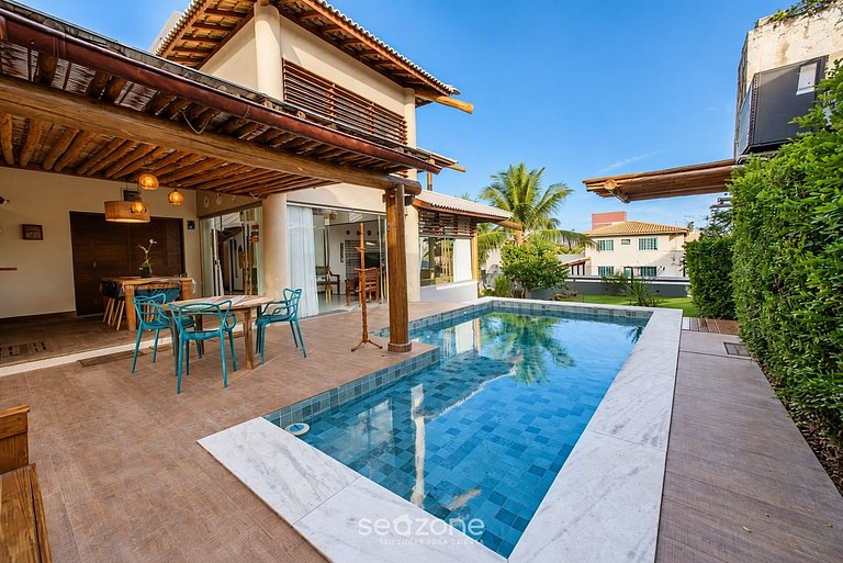 Casa en Condo. c/ Piscina Priv. AJE0002
