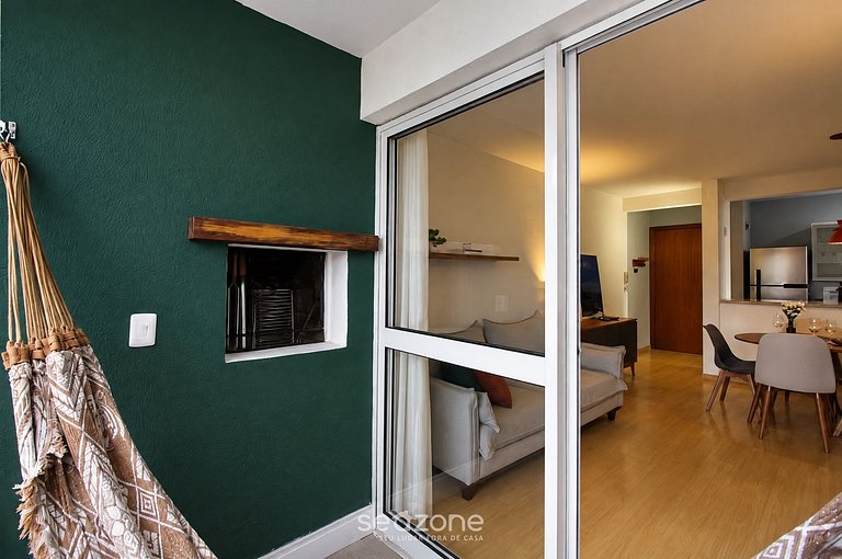 Apto. Bien ubicado en Condo. c/ Piscina PCF0301