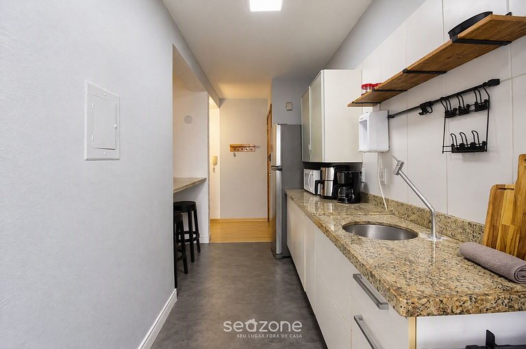 Apto. Bien ubicado en Condo. c/ Piscina PCF0301