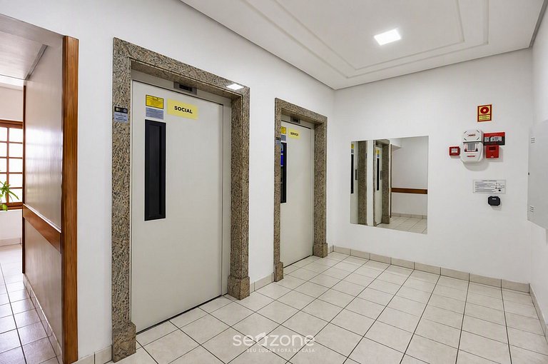 Apto. Bem localizado em Cond. c/ Piscina PCF0301