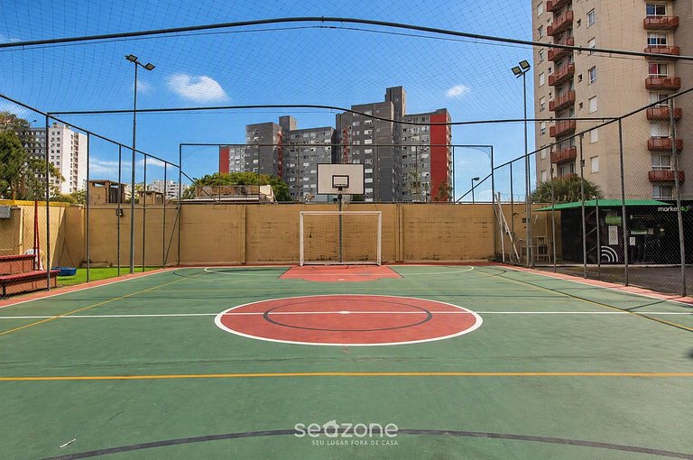 Apto. Bem localizado em Cond. c/ Piscina PCF0301