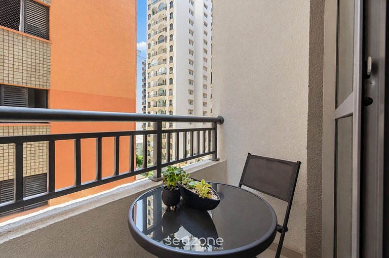 Apto. Bien ubicado en Condo. c/ Piscina NOJ0311